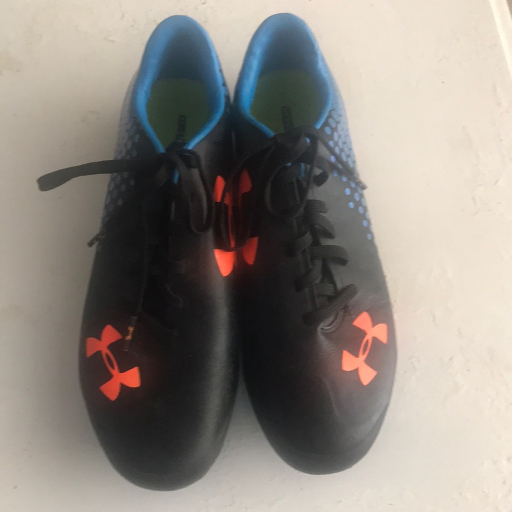 Under Armour Soccer ⚽️ Cleats Size 8.5